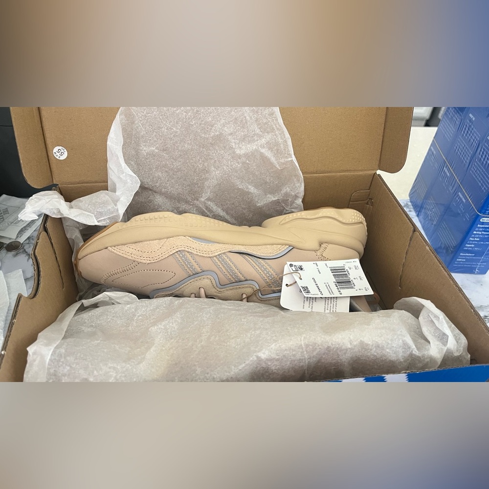 Beige Sneakers with Subtle Stripes